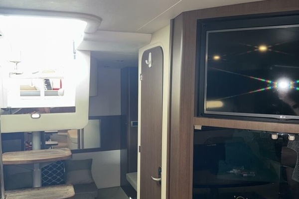35ft Sea Ray Yacht For Sale