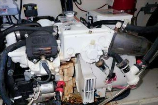 35ft Sea Ray Yacht For Sale