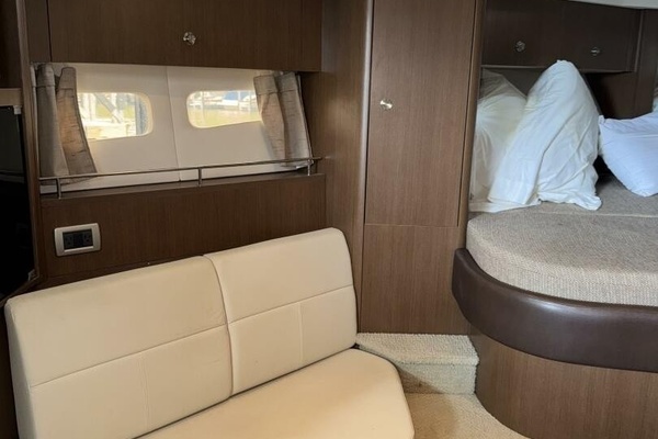35ft Sea Ray Yacht For Sale