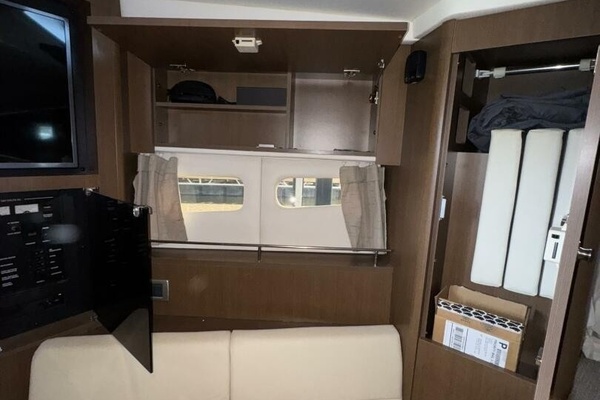 35ft Sea Ray Yacht For Sale
