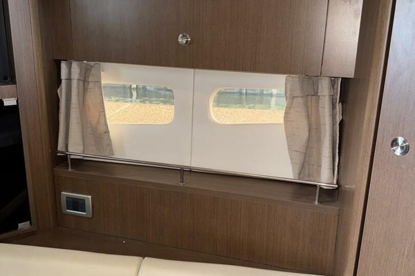 35ft Sea Ray Yacht For Sale