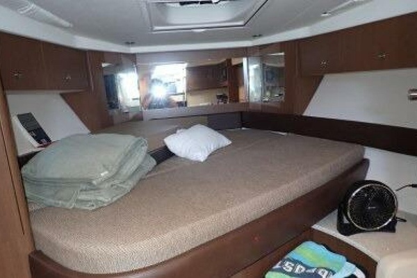 35ft Sea Ray Yacht For Sale