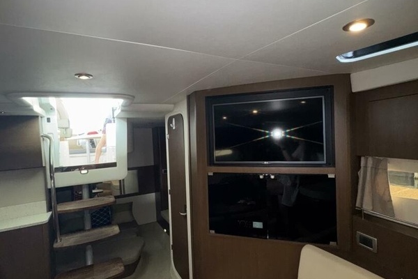 35ft Sea Ray Yacht For Sale
