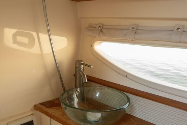 35ft Sea Ray Yacht For Sale
