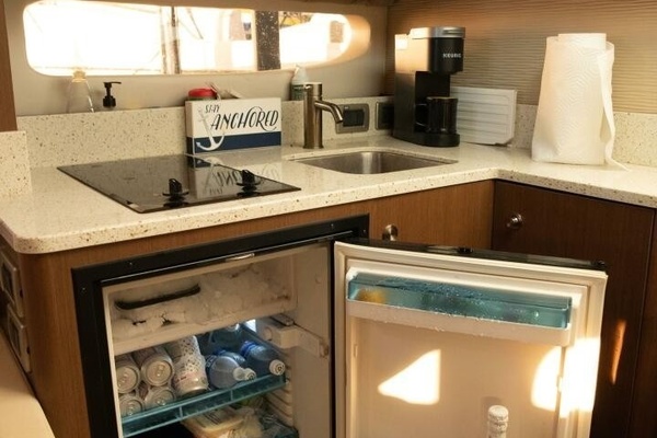 35ft Sea Ray Yacht For Sale