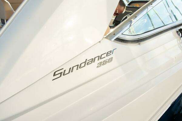 2016 Sea Ray 35
