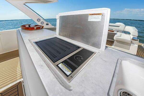 Tiara Yachts 43 LS Yacht For Sale