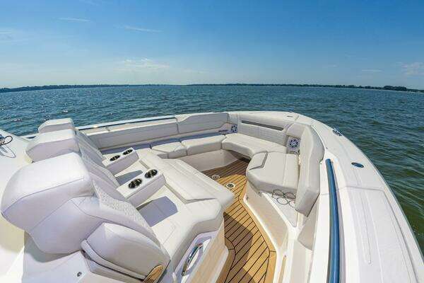 Tiara Yachts 43 LS Yacht For Sale