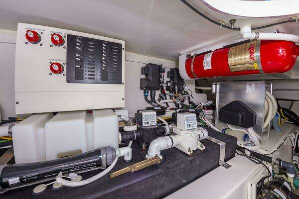 Tiara Yachts 43 LS Yacht For Sale
