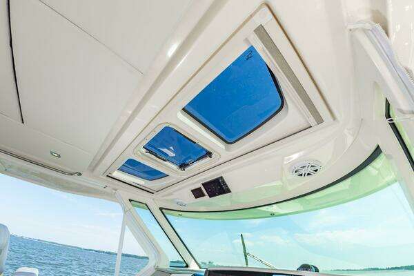 Tiara Yachts 43 LS Yacht For Sale