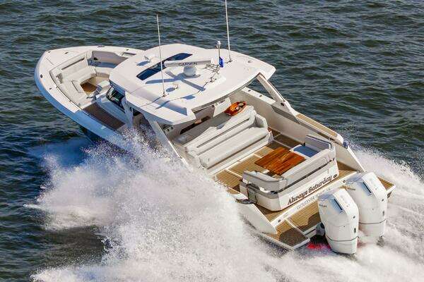 Tiara Yachts 43 LS Yacht For Sale
