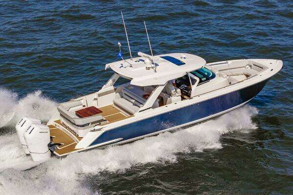 Tiara Yachts 43 LS Yacht For Sale