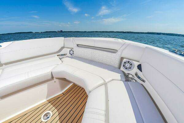Tiara Yachts 43 LS Yacht For Sale