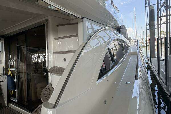 Sunseeker 56 Manhattan Yacht For Sale