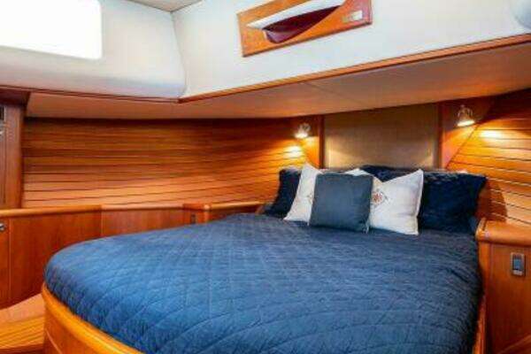 Grand Banks 47 Classic Yacht For Sale