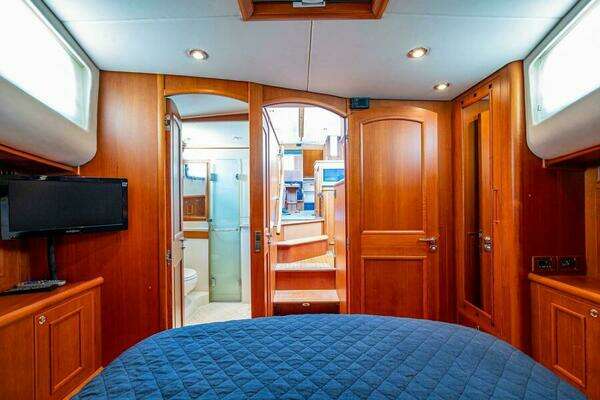 Grand Banks 47 Classic Yacht For Sale