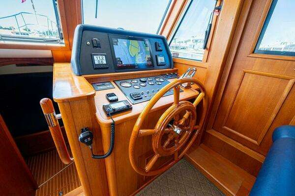 Grand Banks 47 Classic Yacht For Sale