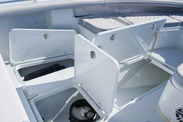 Yellowfin 32 Yacht For Sale