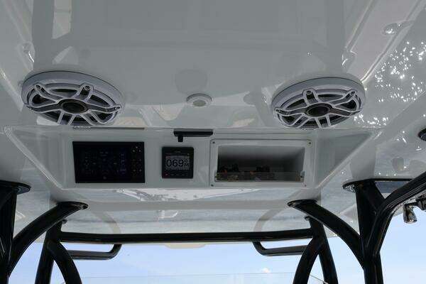 Yellowfin 32 Yacht For Sale