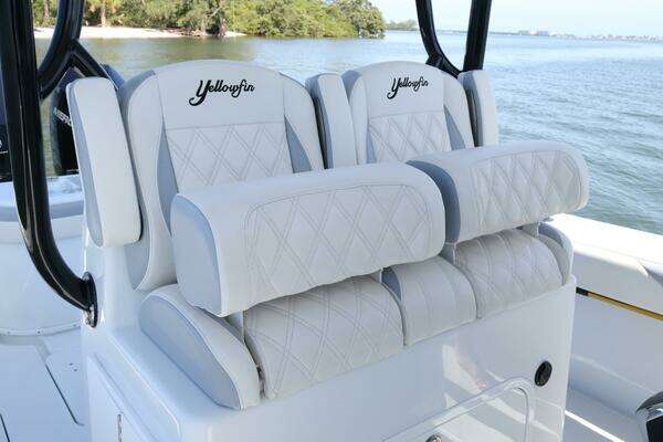 Yellowfin 32 Yacht For Sale