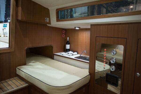 Leonardo Yachts Eagle 38 Yacht For Sale