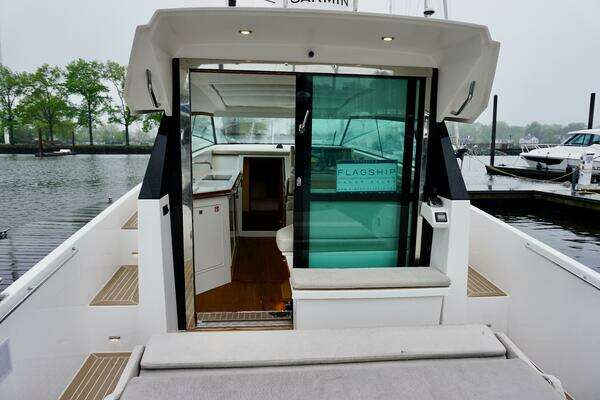 Delta Powerboats 33 Coupe Yacht For Sale