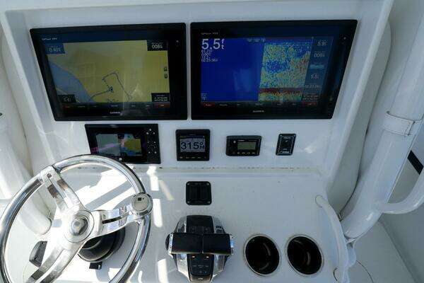 Yellowfin 32 Offshore Yacht For Sale
