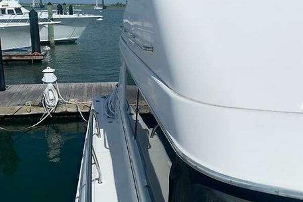 Silverton Convertible Yacht For Sale