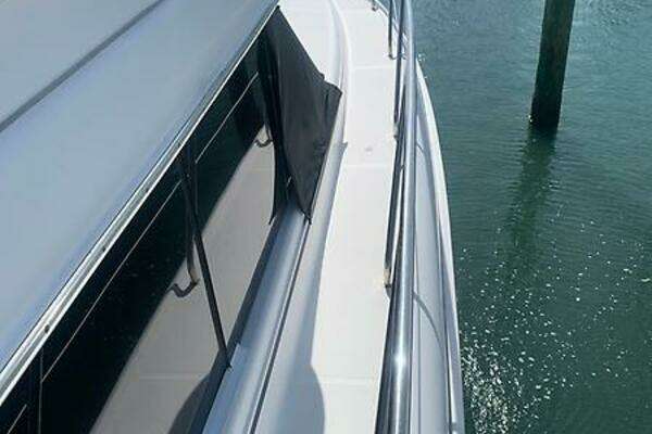 Silverton Convertible Yacht For Sale