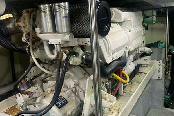 Silverton Convertible Yacht For Sale