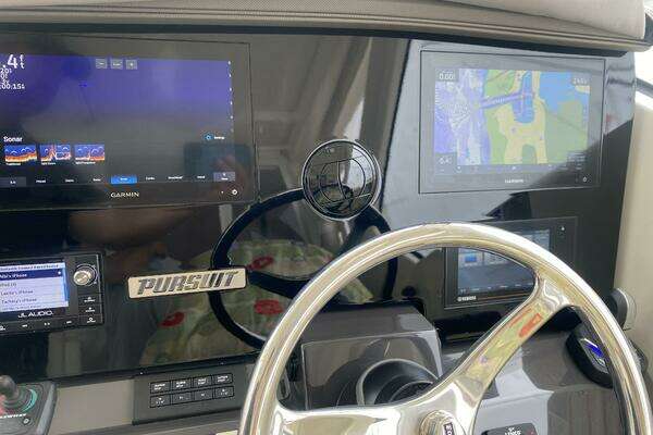 Pursuit  Yacht For Sale