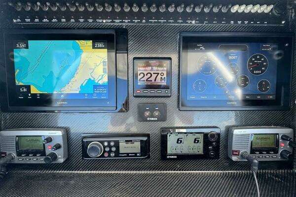 2013 SeaHunter 32