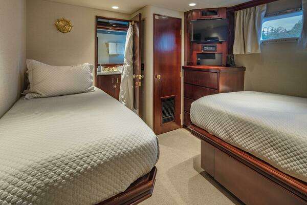 Broward  Yacht For Sale