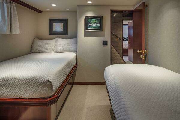 Broward  Yacht For Sale