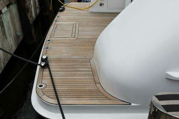 Broward  Yacht For Sale