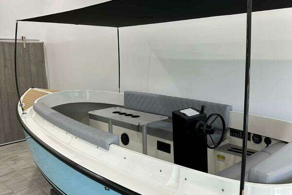 Photo of the 2023 Vision Fantail 217