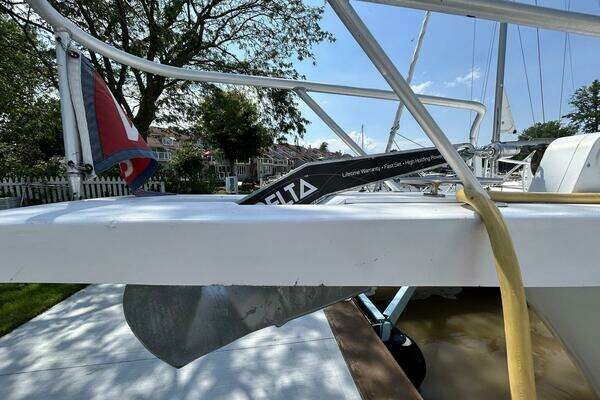 Mainship 430 Trawler Yacht For Sale