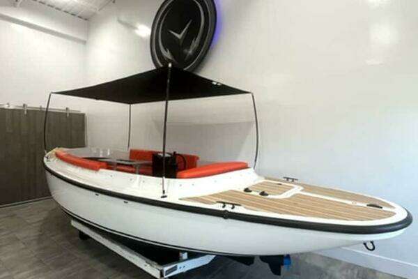 Photo of the 2024 Vision Fantail 217