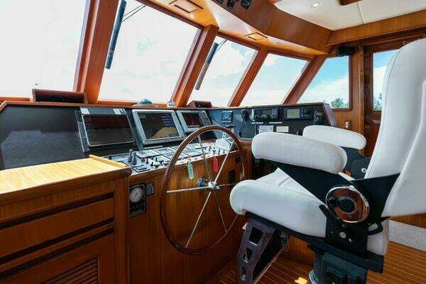 Grand Alaskan 64 Pilot House Yacht For Sale
