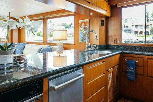 Grand Alaskan 64 Pilot House Yacht For Sale