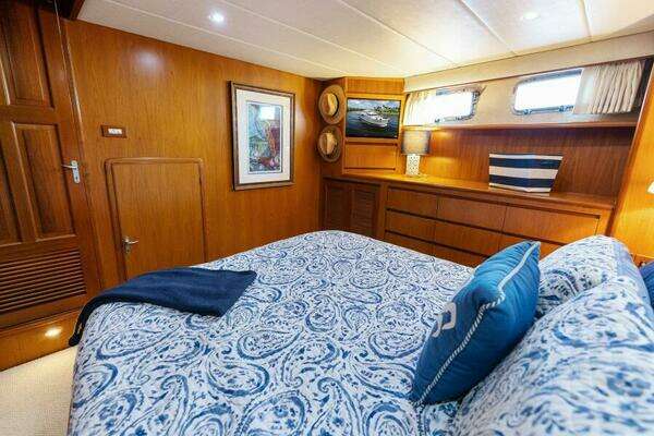 Grand Alaskan 64 Pilot House Yacht For Sale