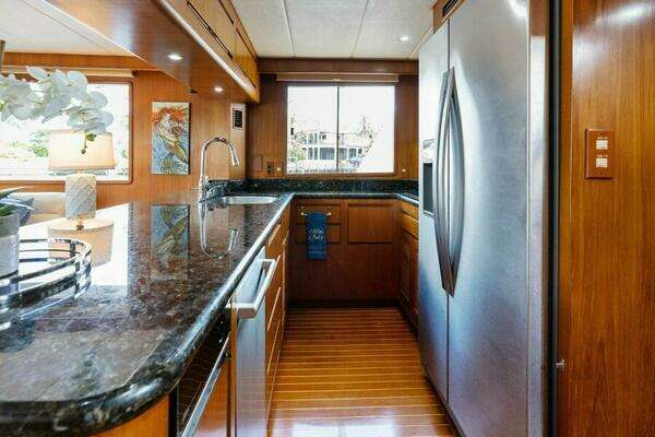 Grand Alaskan 64 Pilot House Yacht For Sale