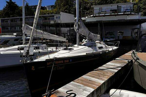 Photo of the 2014 Beneteau First 25S "Just Dessert"