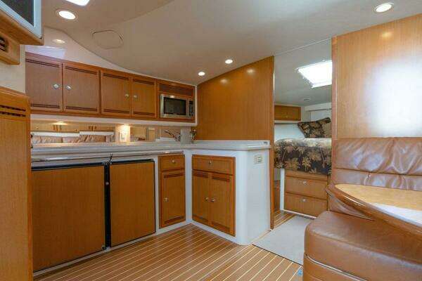 Cabo 40 Express Yacht For Sale