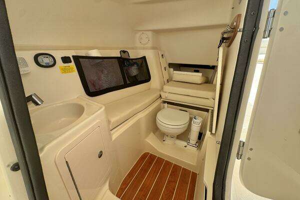 Grady-White Freedom 307 Yacht For Sale
