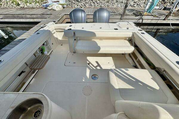 Grady-White Freedom 307 Yacht For Sale