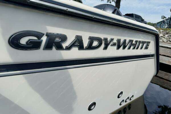 Grady-White Freedom 307 Yacht For Sale