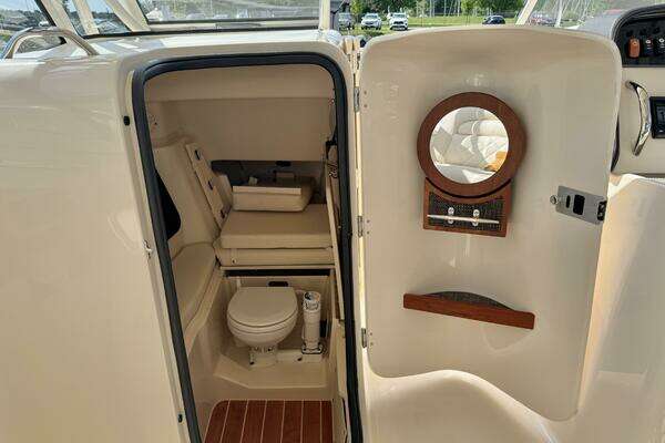 Grady-White Freedom 307 Yacht For Sale