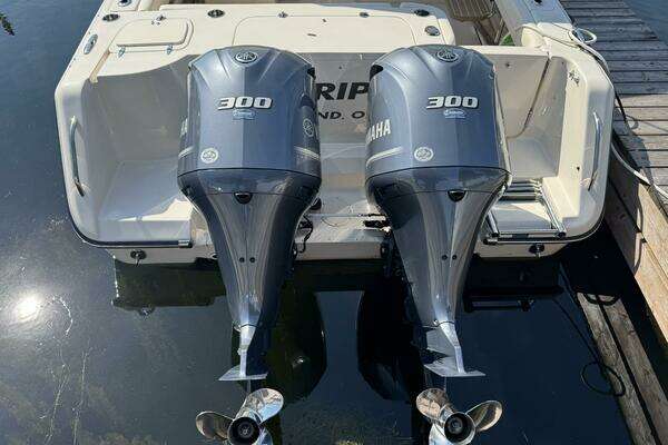 Grady-White Freedom 307 Yacht For Sale