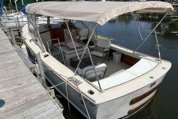 Photo of the 1981 Dyer Dyer 29 Flush Deck-Bass Boat "Kathleen C"
